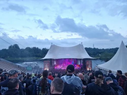Festival-Rettungsdienst-Rockhard-1030x773